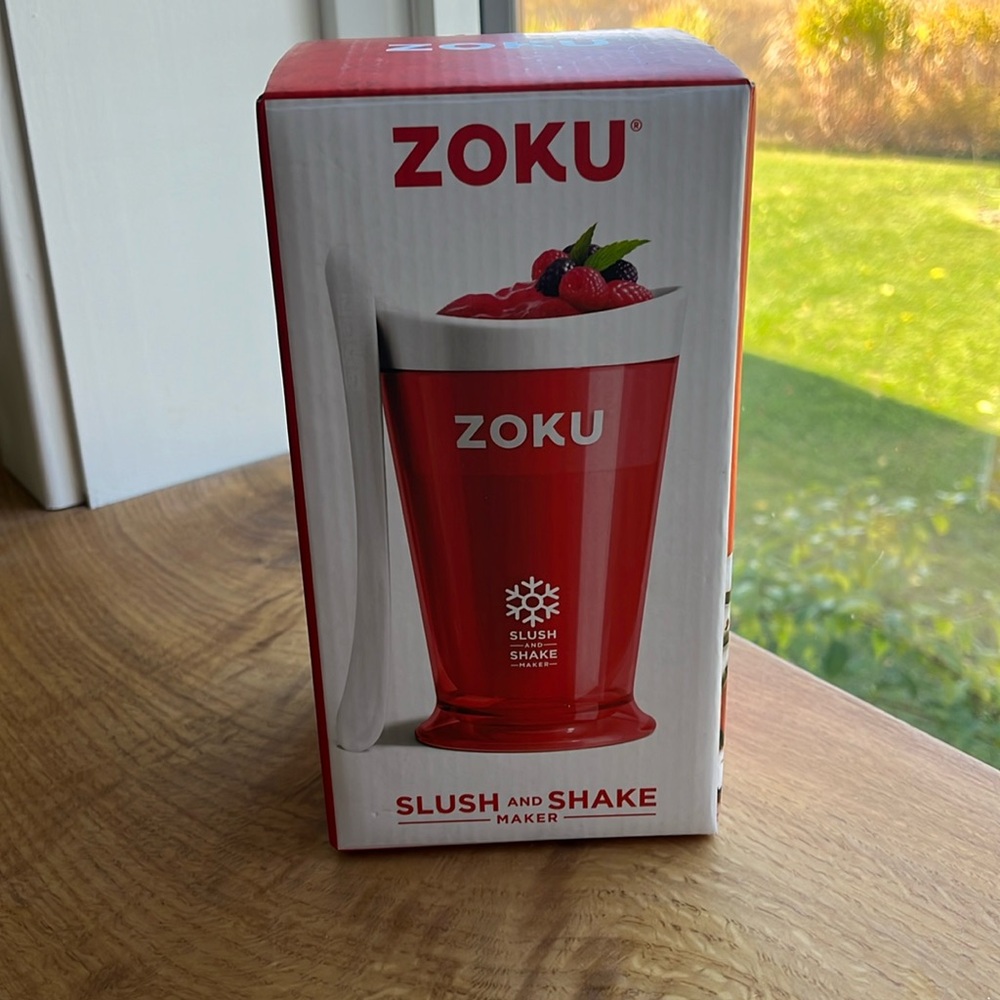 NWT zoku slushee maker cup